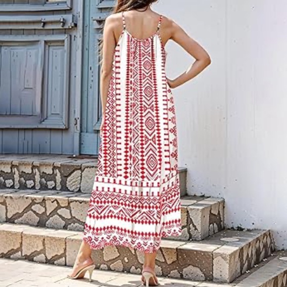 Patterned Dress - Picture 6 of 9